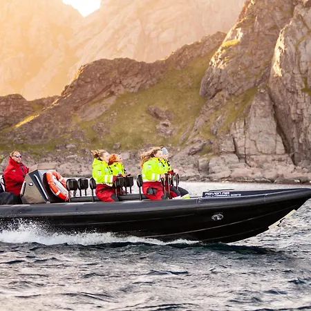 A Rorbuer - By Classic Norway