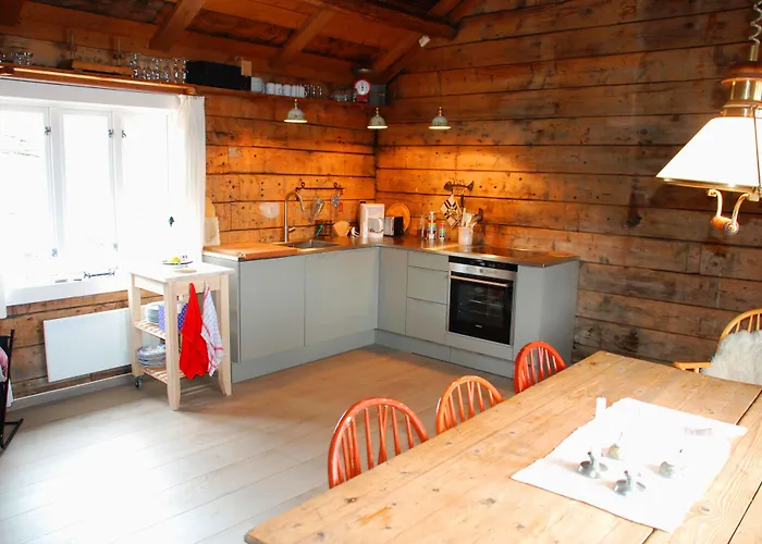 A Rorbuer - By Classic Norway